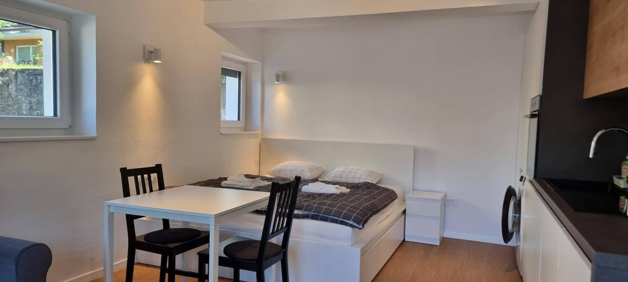 Naia Apartments Ново-Место Экстерьер фото